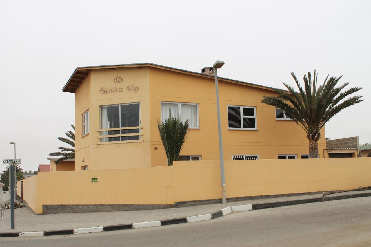 The Timeless Way Self Catering Accommodation Swakopmund Exteriör bild