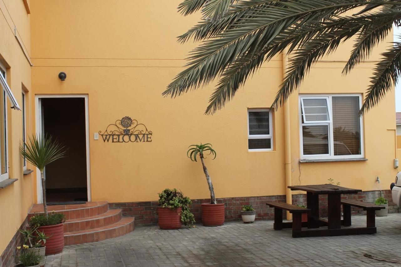 The Timeless Way Self Catering Accommodation Swakopmund Exteriör bild